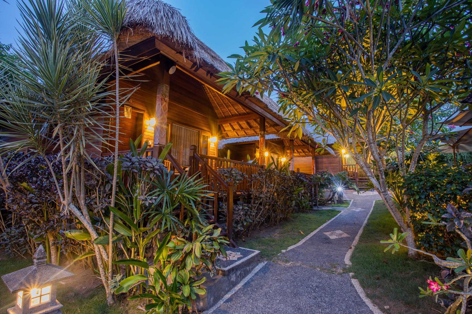 Lembongan Mantra Huts Hotel Kültér fotó